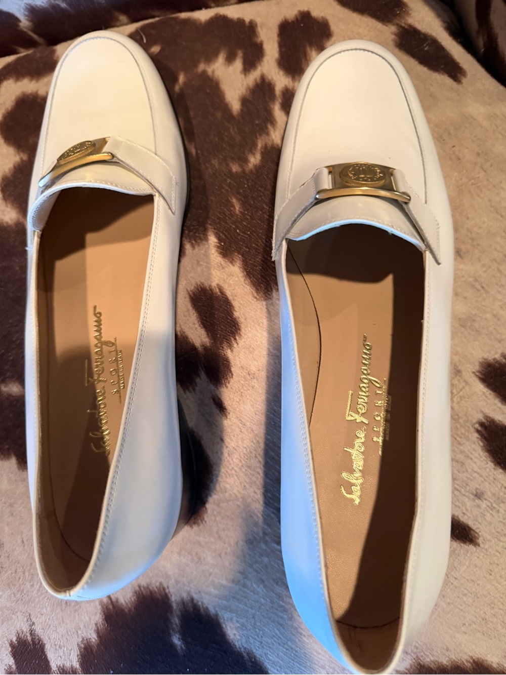 Salvatore Ferragamo White Leather Bit Loafers - Picture 2 of 7